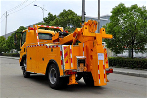 永定区高速路拖车费